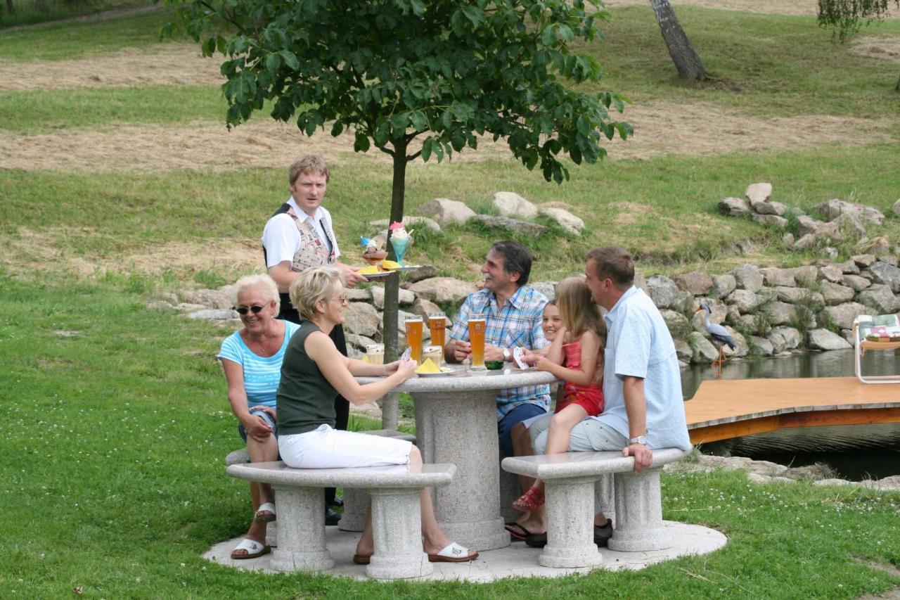 Landhotel Weingarten Haibach  Extérieur photo
