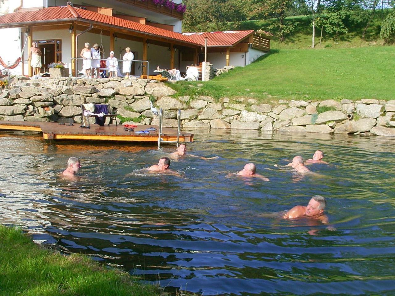 Landhotel Weingarten Haibach  Extérieur photo