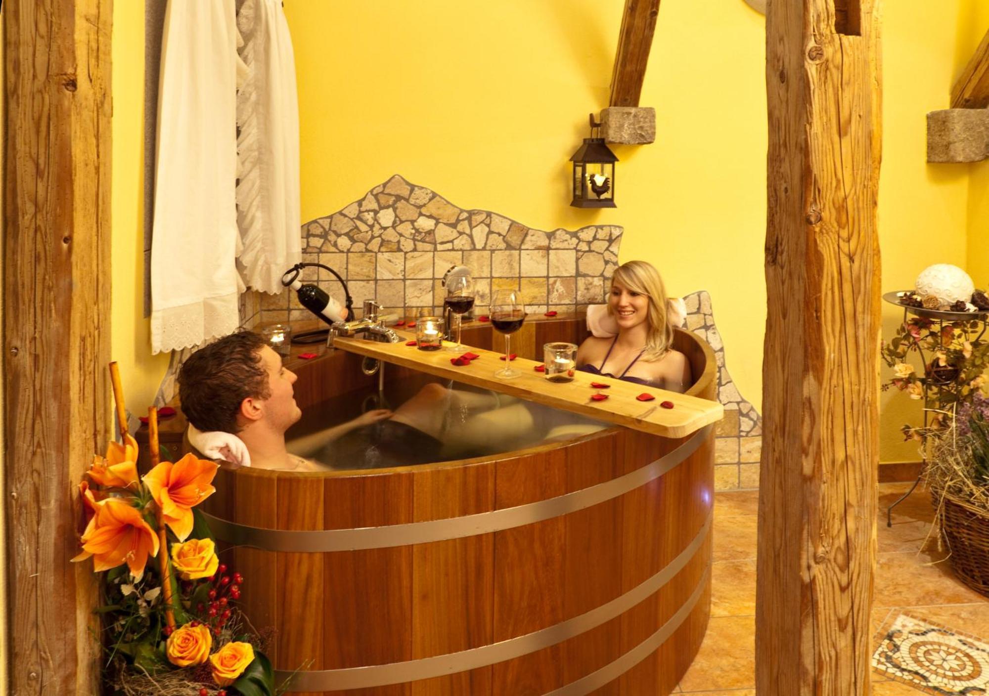 Landhotel Weingarten Haibach  Extérieur photo